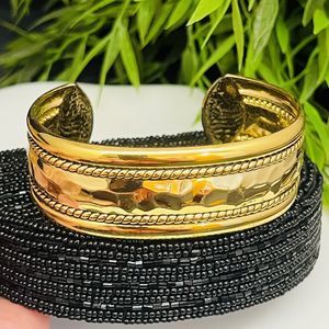 Wide Cuff Bracelet Open Back Shiny Gold Tone Textured Rope Design Vintage 4355